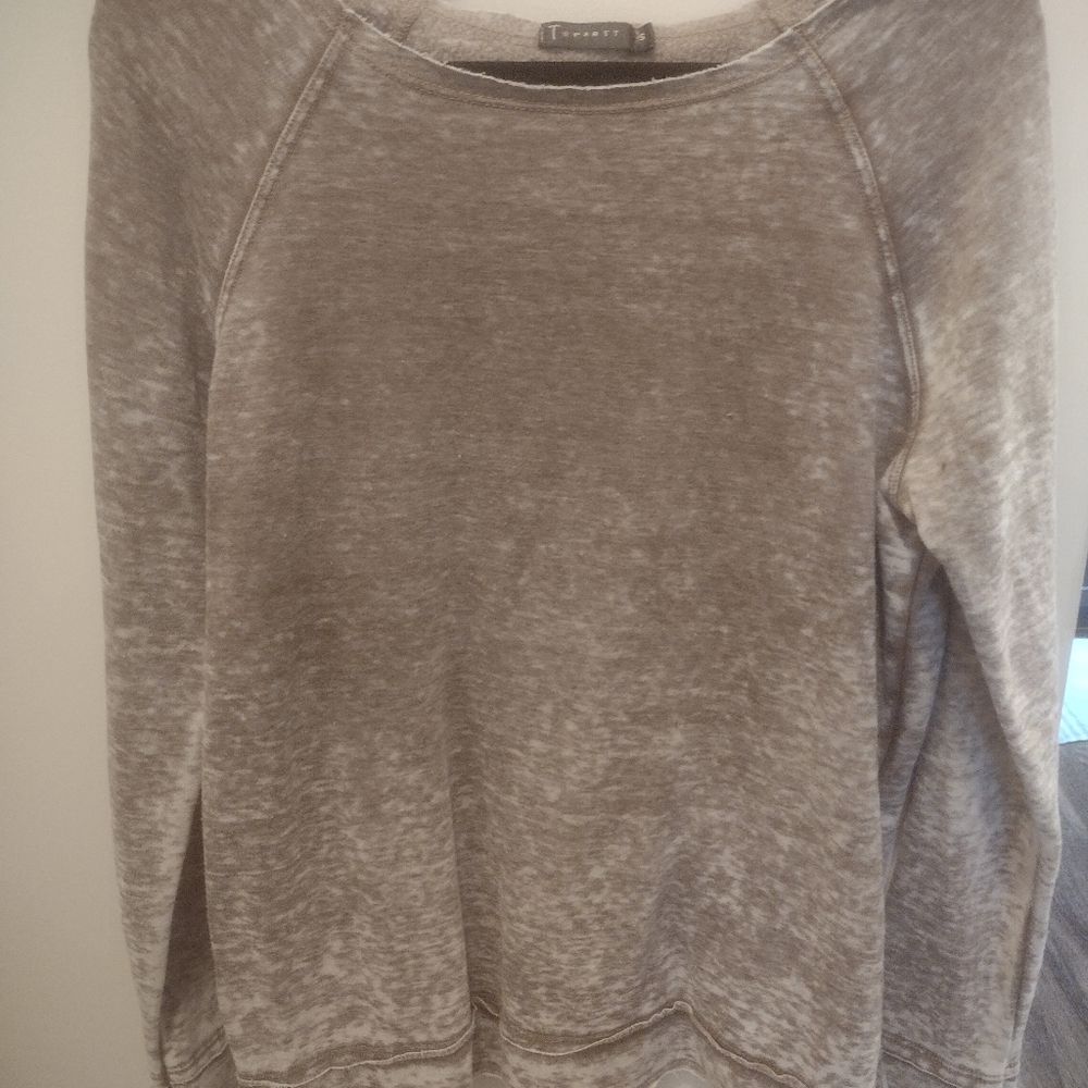 T-Party Weathered Brown Light Sweater